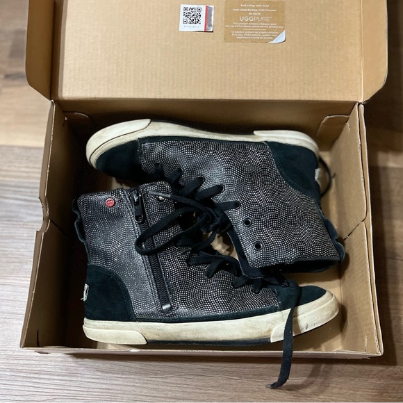 UGG High top Sneakers - Picture 2 of 5